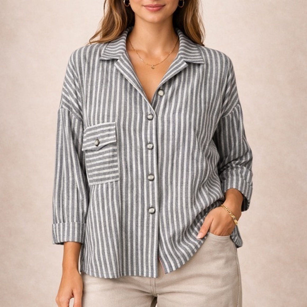 MARLA WYNNE Gray White Striped Button Front Cotton Oversized MOP Buttons Top M